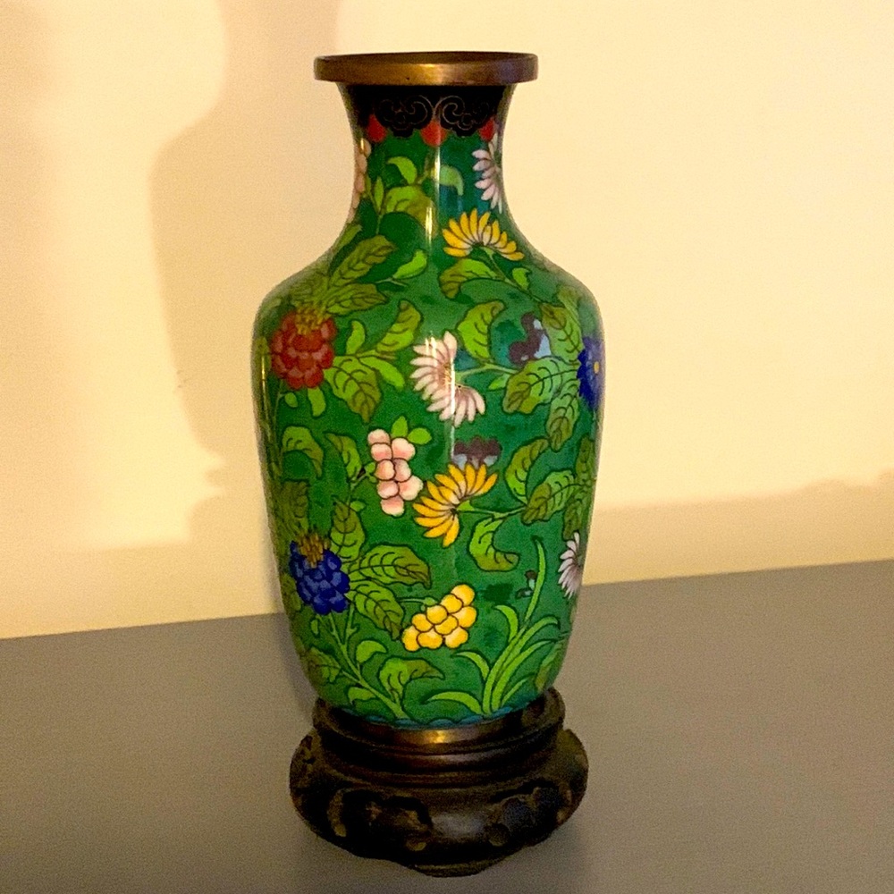 SOLD❣️ Gorgeous Green antique cloisonné vase